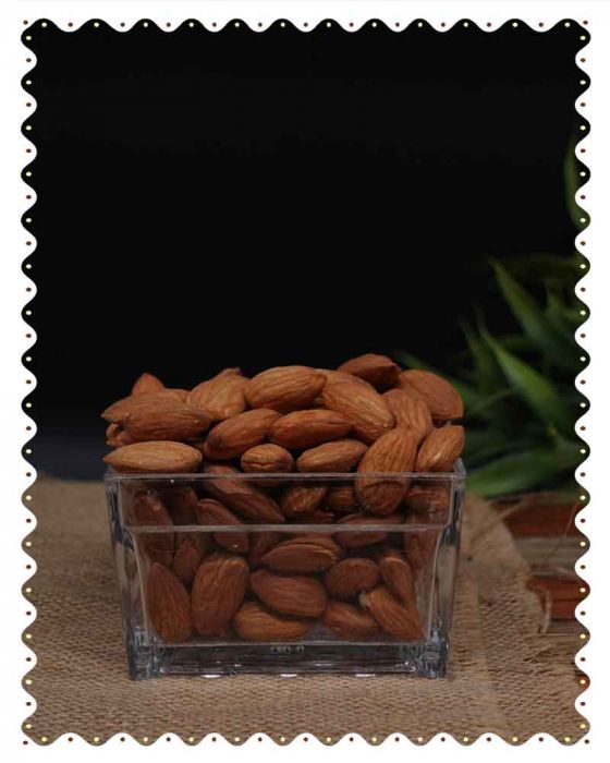 California Almonds (Premium) (1000 Grams)