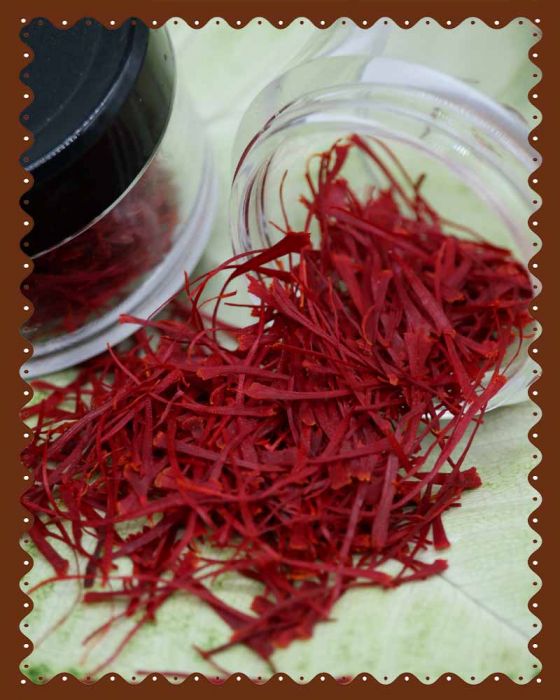 Premium Kashmiri Mongra Saffron (Natural) (1 Gram)