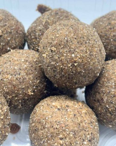 Pottu Minapa Sunnundalu Jaggery with Pure Ghee (Agrahaaram Special) (200 Grams)